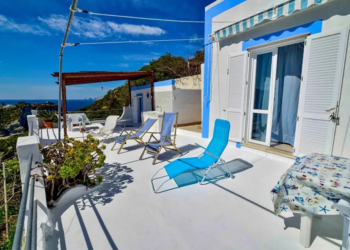 Solemareponza Casa Bougainvillea